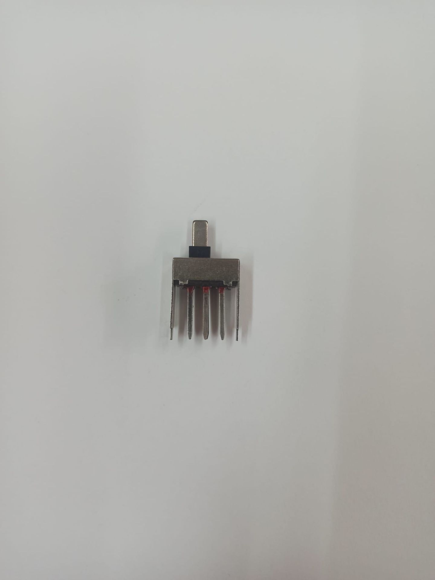 Switch On-Off Küçük Metal Başlık 3Pin Dik