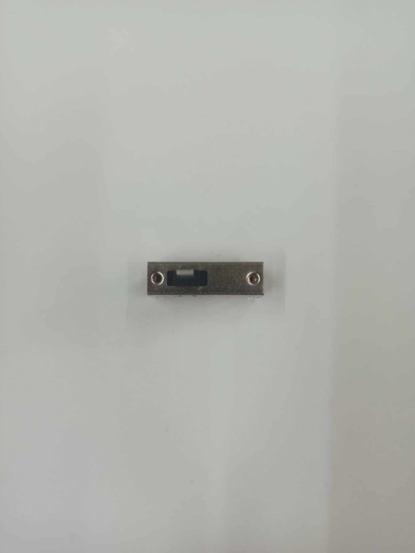 Switch Off-On-On Uzun Metal Başlık Dik