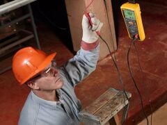 Fluke 1507 - İzolasyon Direnci Test Cihazı